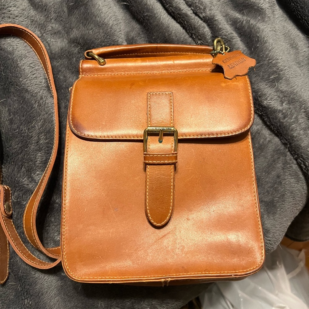 GH Bass leather handbag